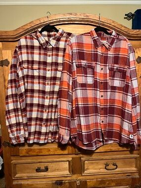 2 OCEAN COAST Men's Burgundy and Orange Plaid Flannel Shirt NWOT